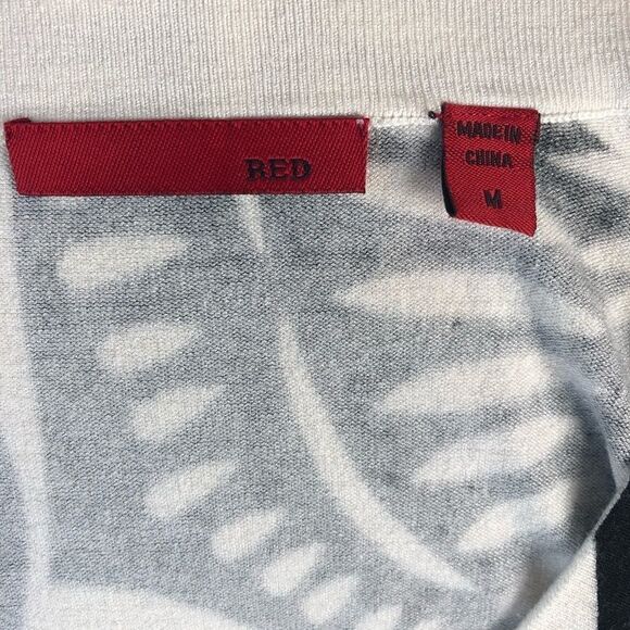 V Neck Tunic by Red Size Medium - Picture 7 of 8